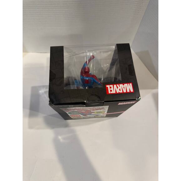 McFarlane Gold Label Marvel Spider-Man Comic Covers 1:10 Scale Posed - Picture 4 of 6